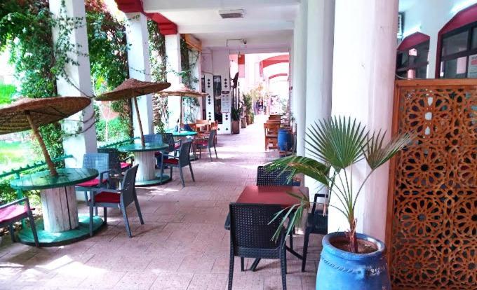 Quarya Assiyahia - Riad Camilia- Maison Entiere Avec Piscine Marrakesh Eksteriør bilde