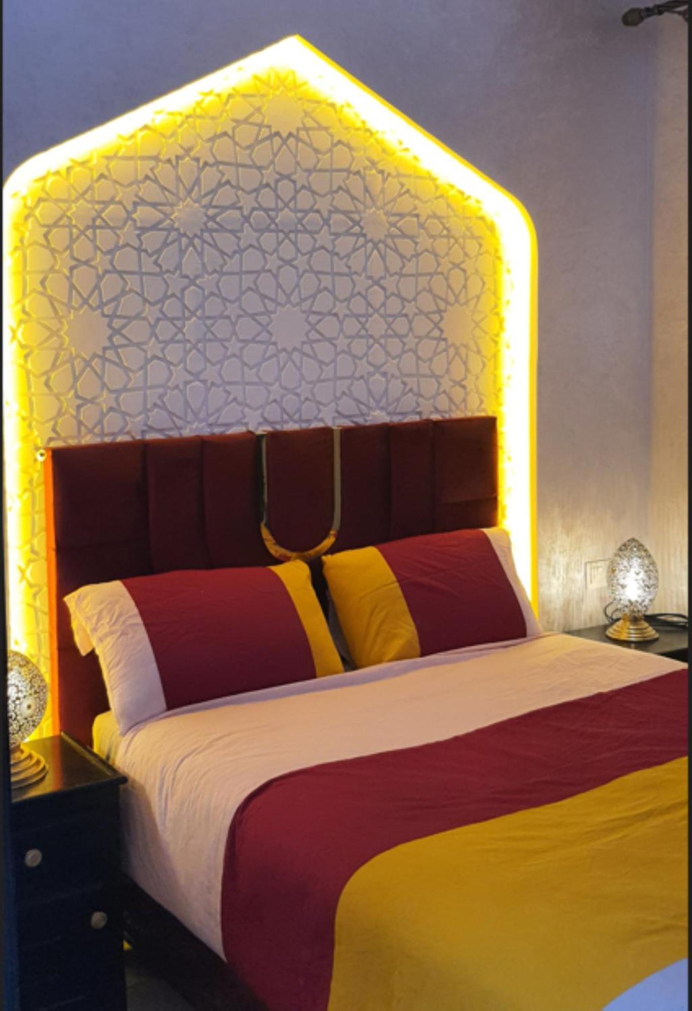 Quarya Assiyahia - Riad Camilia- Maison Entiere Avec Piscine Marrakesh Eksteriør bilde