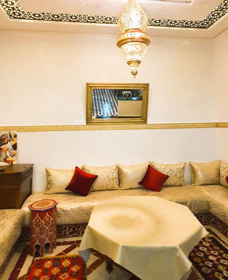 Quarya Assiyahia - Riad Camilia- Maison Entiere Avec Piscine Marrakesh Eksteriør bilde